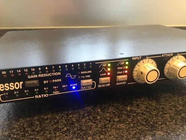 Empirical Labs EL8 Distressor GEBRAUCHT
