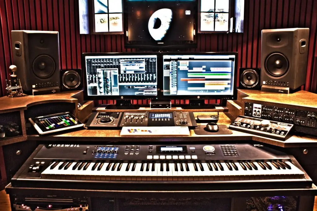 Studio Set & Recording-Bundles beginnen mit der Aufnahme Ihrer Musik