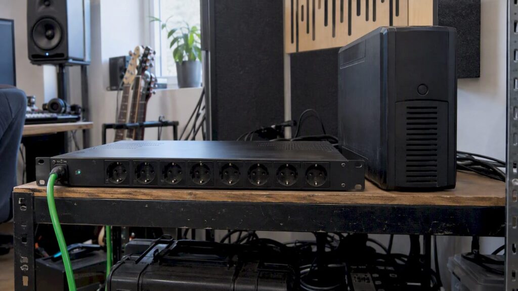 Netzfilter und USV in einem Projektstudio